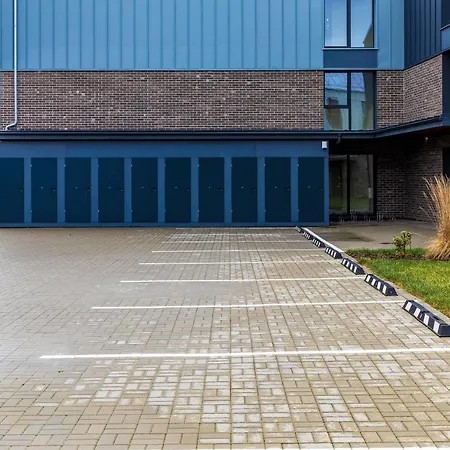 One Bedroom Kunigiskiai Апартаменты *